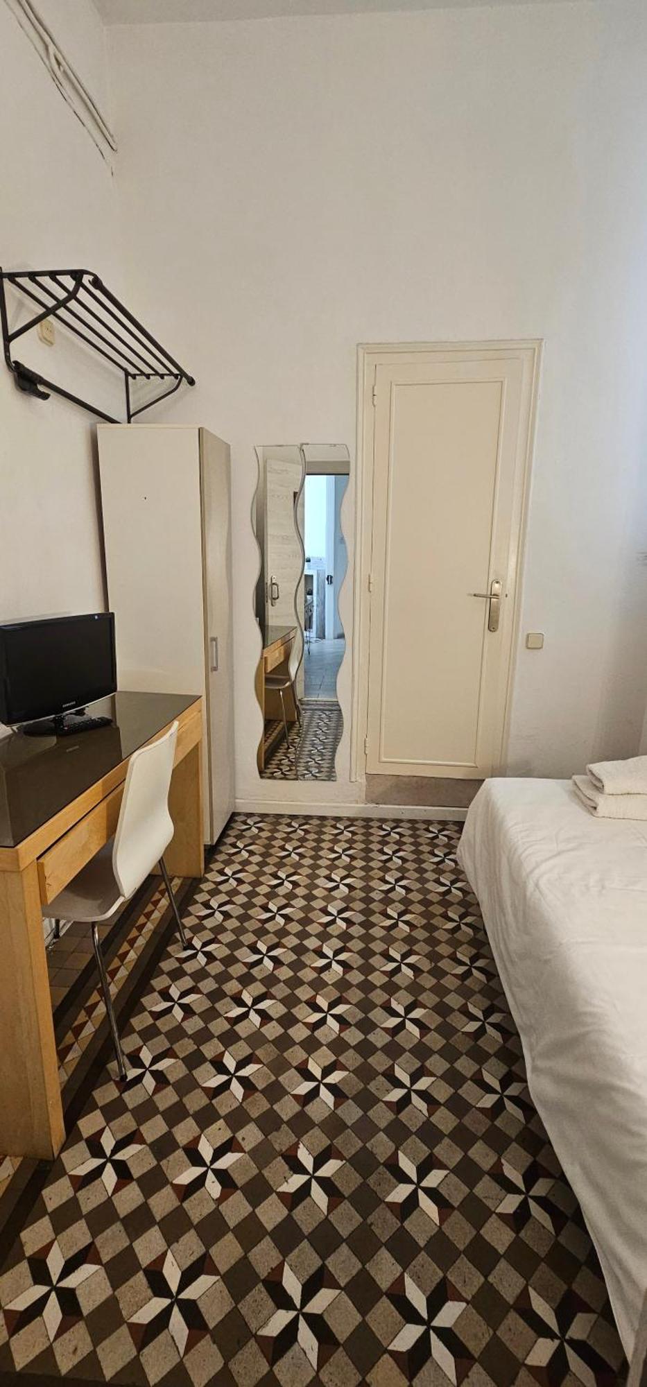 Hostal Eixample Барселона Екстериор снимка